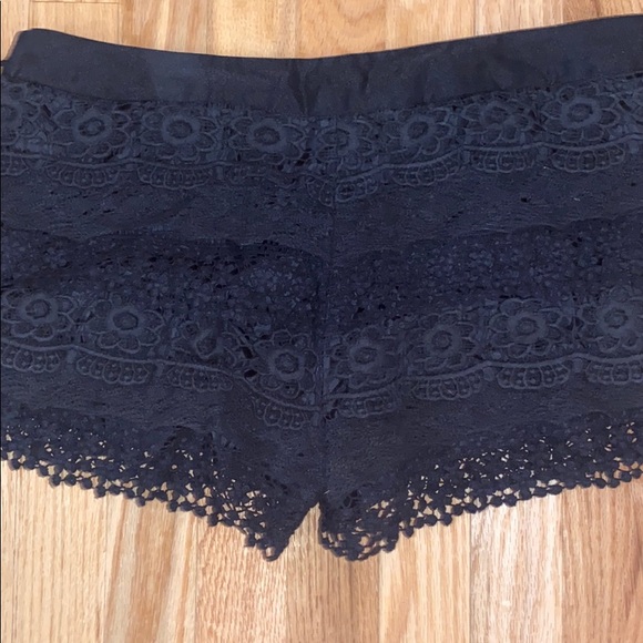 Black Ruffled Shorts - Picture 2 of 4